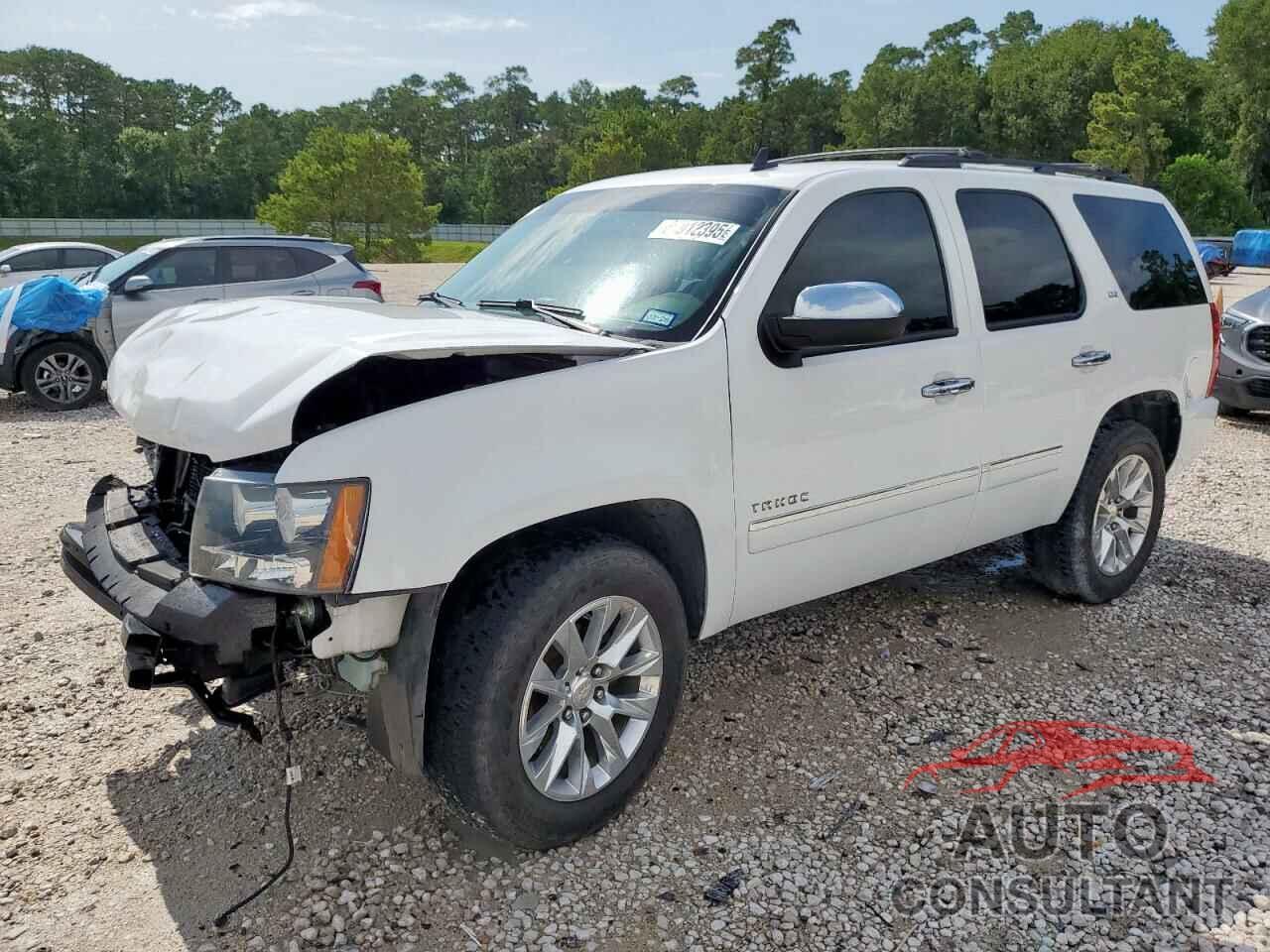 CHEVROLET TAHOE 2013 - 1GNSCCE02DR135421