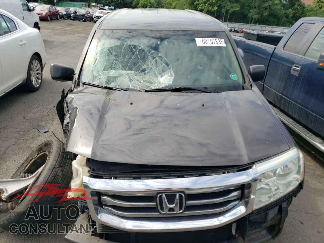 HONDA PILOT 2012 - 5FNYF4H28CB006021