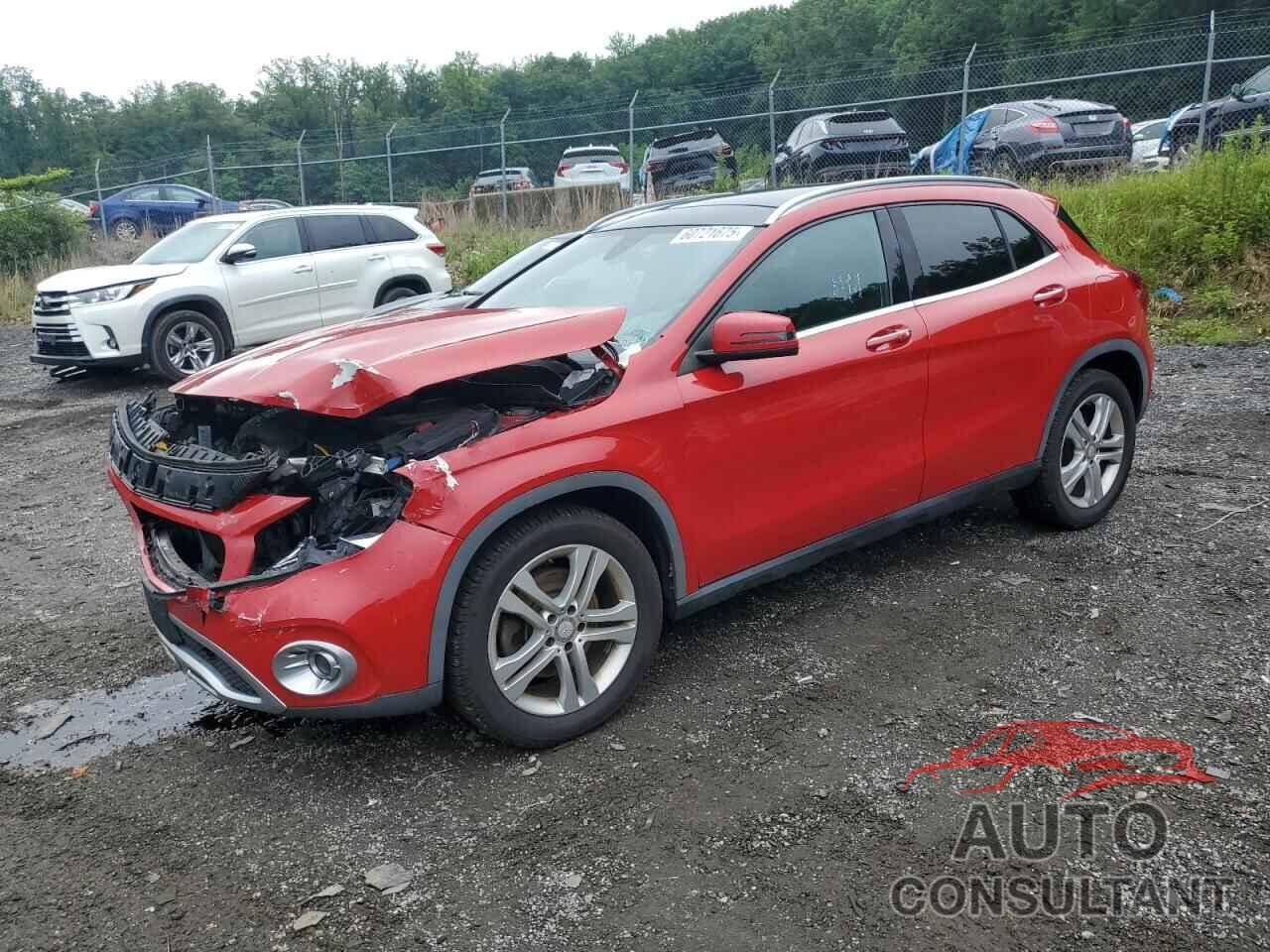 MERCEDES-BENZ GLA-CLASS 2018 - WDCTG4GB3JJ372882