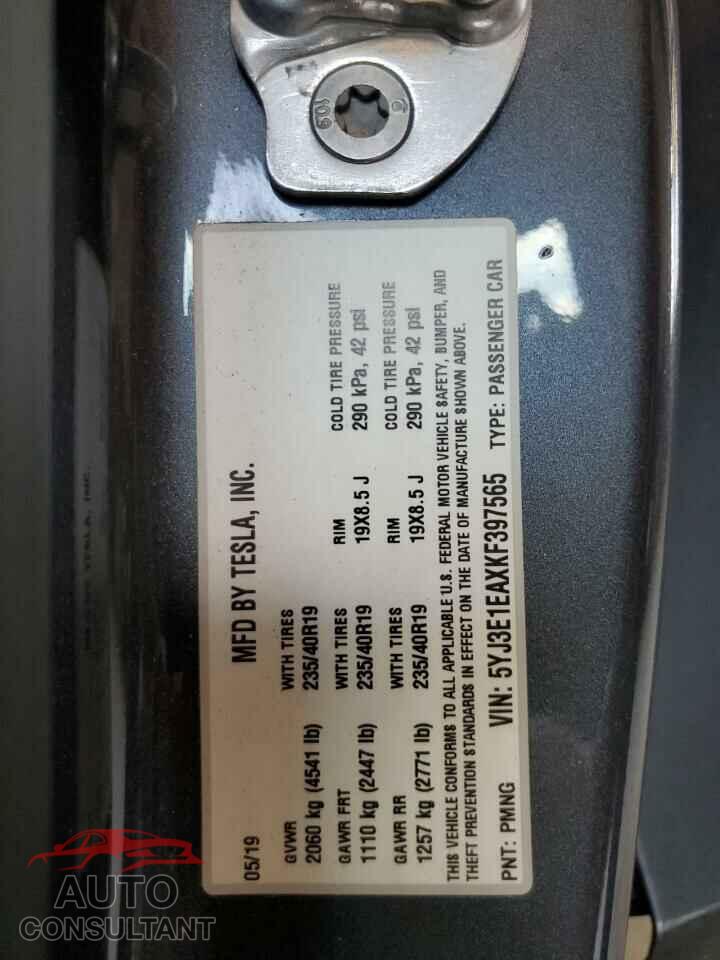 TESLA MODEL 3 2019 - 5YJ3E1EAXKF397565
