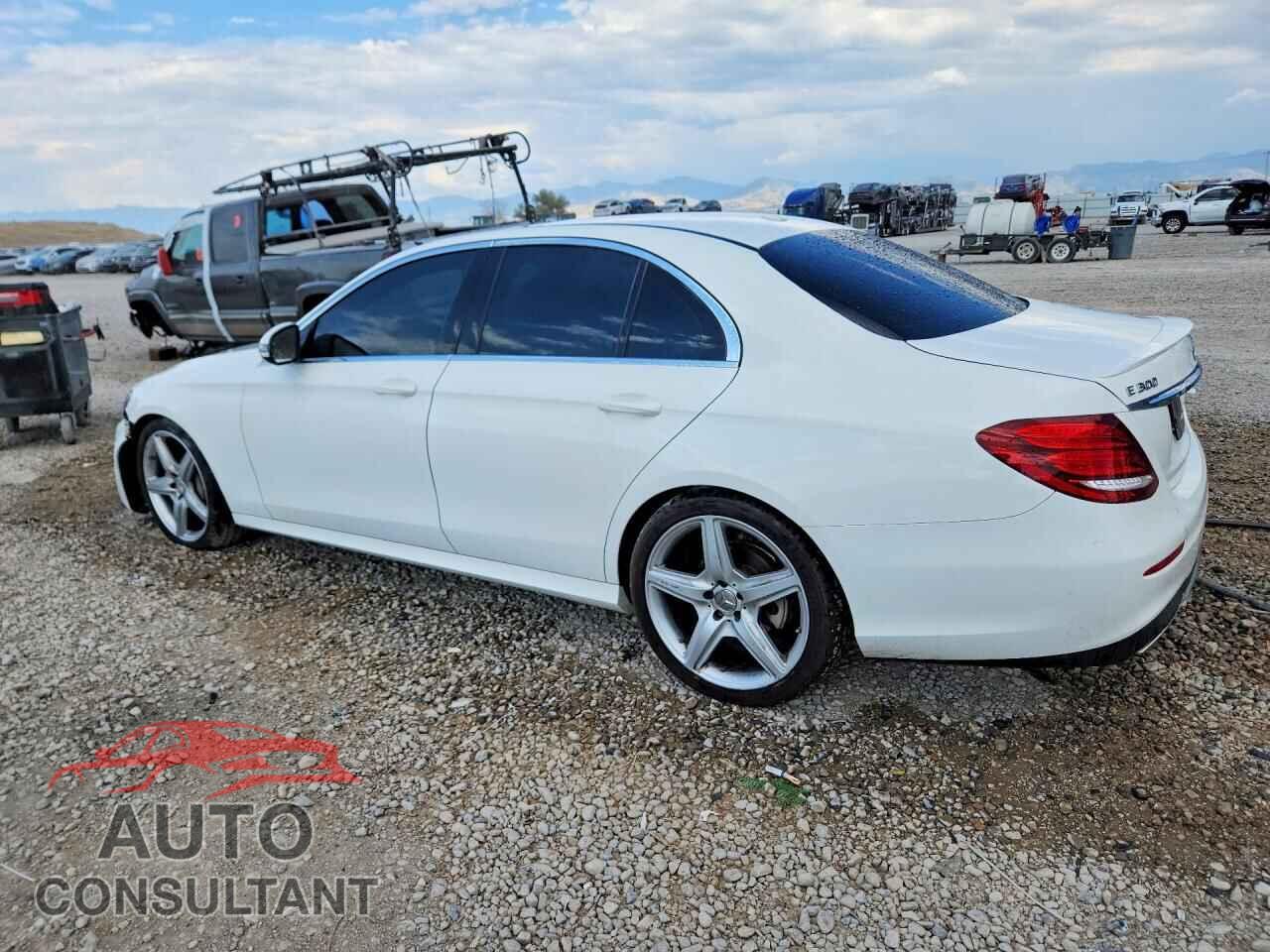 MERCEDES-BENZ E-CLASS 2017 - WDDZF4KB2HA082109