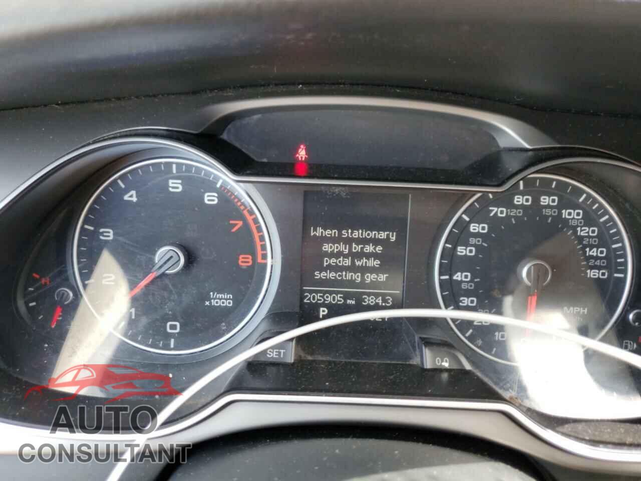 AUDI A4 2013 - WAUBFAFL0DN004375