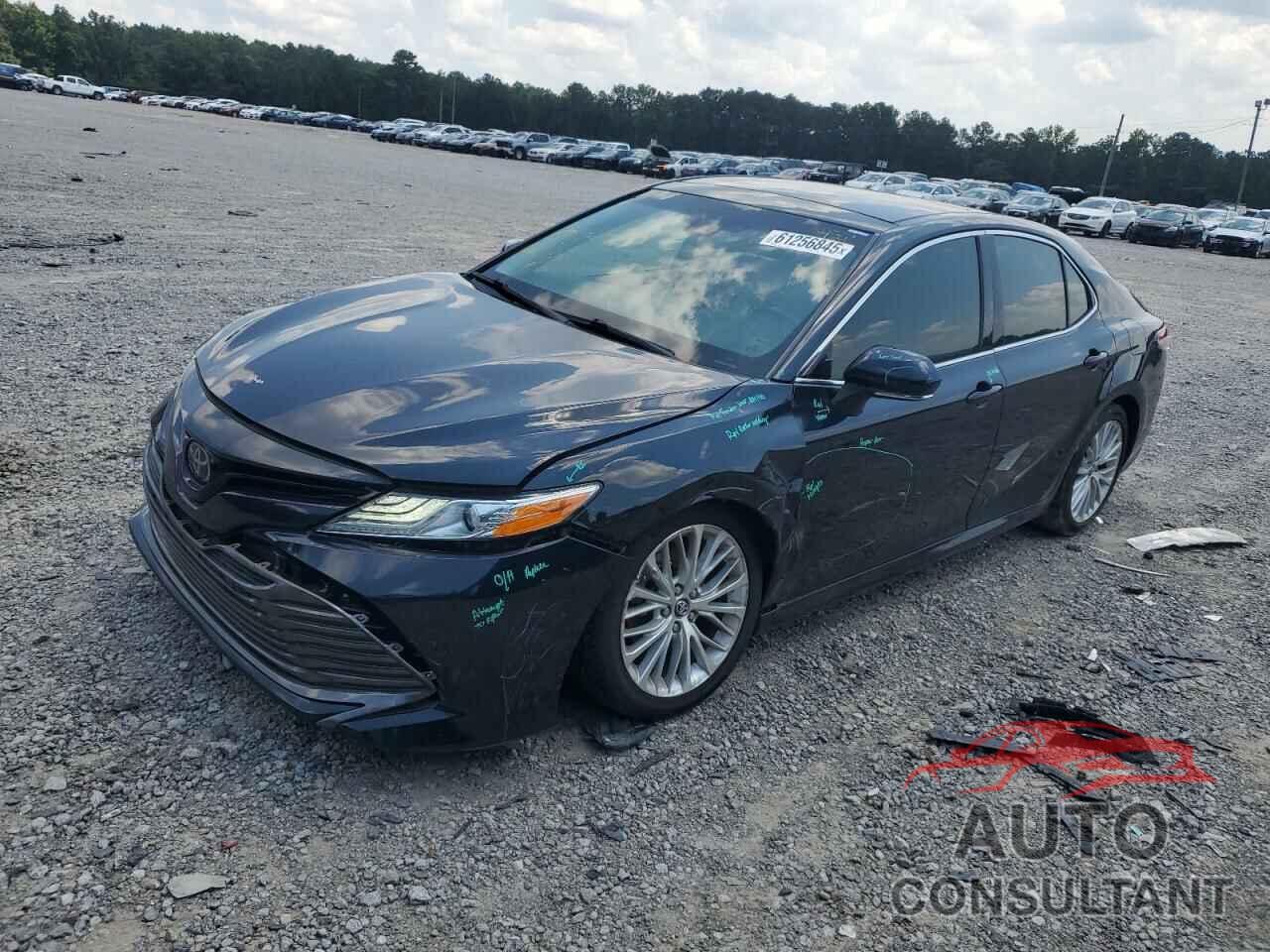 TOYOTA CAMRY 2018 - 4T1B11HK6JU525488