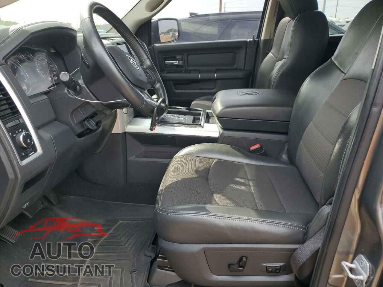 DODGE RAM 1500 2012 - 1C6RD7HT7CS177924