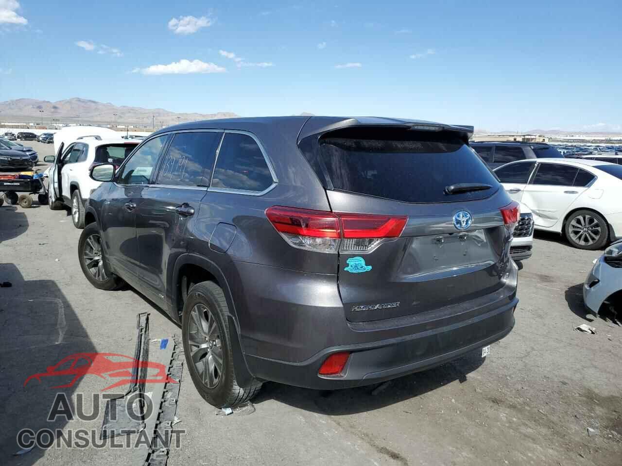 TOYOTA HIGHLANDER 2018 - 5TDBGRFH7JS044212