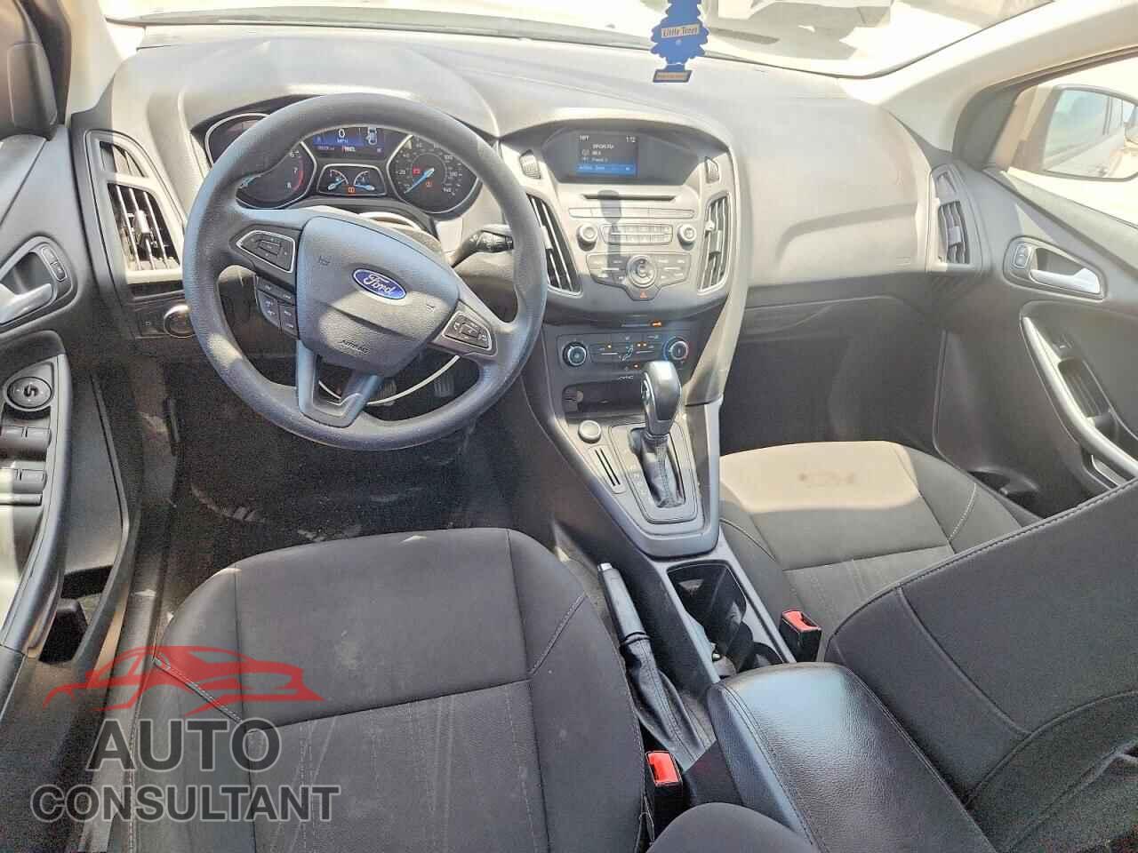 FORD FOCUS 2016 - 1FADP3F28GL402502