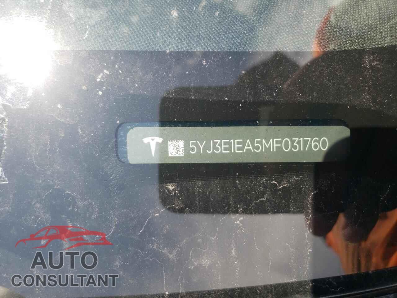 TESLA MODEL 3 2021 - 5YJ3E1EA5MF031760