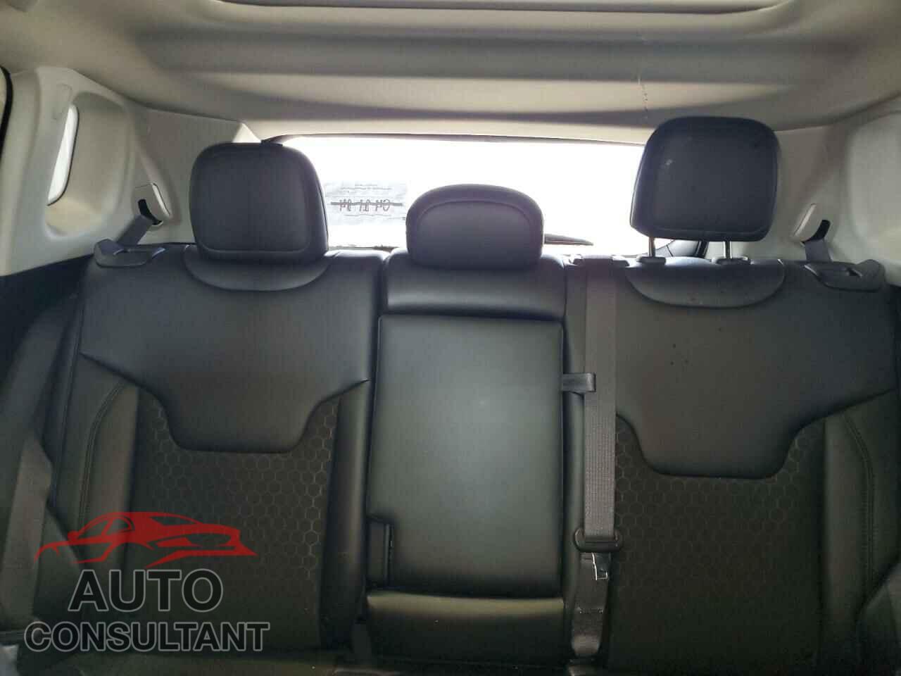 JEEP COMPASS 2021 - 3C4NJDBB6MT564205