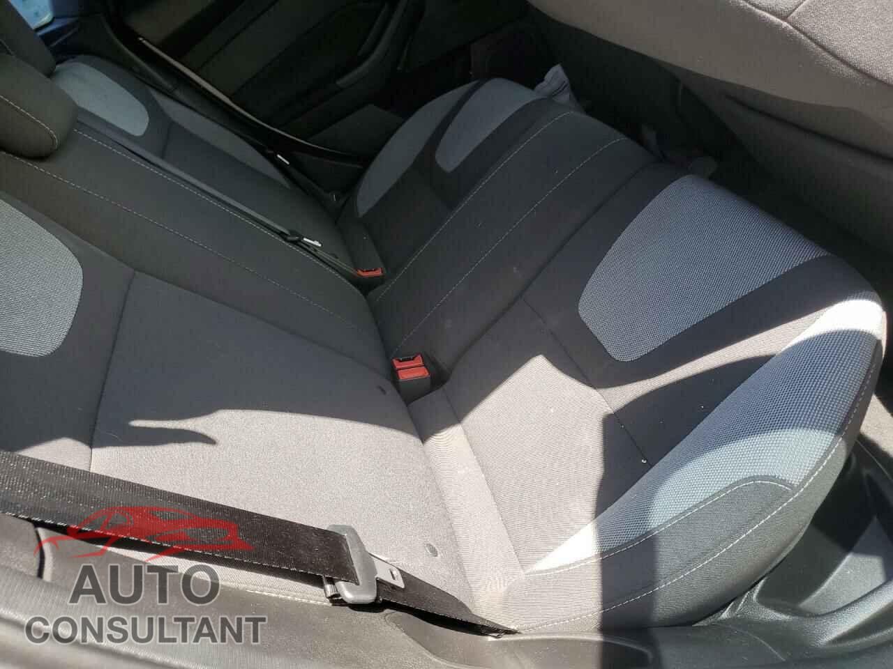 FORD FOCUS 2014 - 1FADP3L9XEL198929