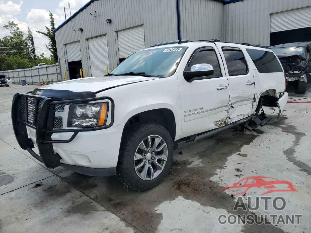 CHEVROLET SUBURBAN 2013 - 1GNSKKE73DR182127