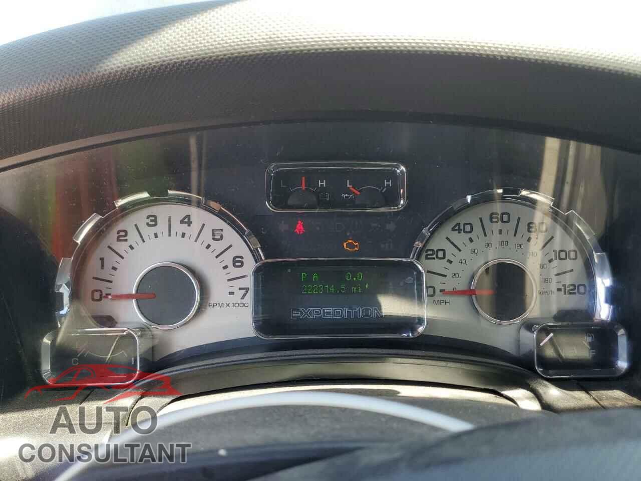 FORD EXPEDITION 2013 - 1FMJU2A5XDEF24548