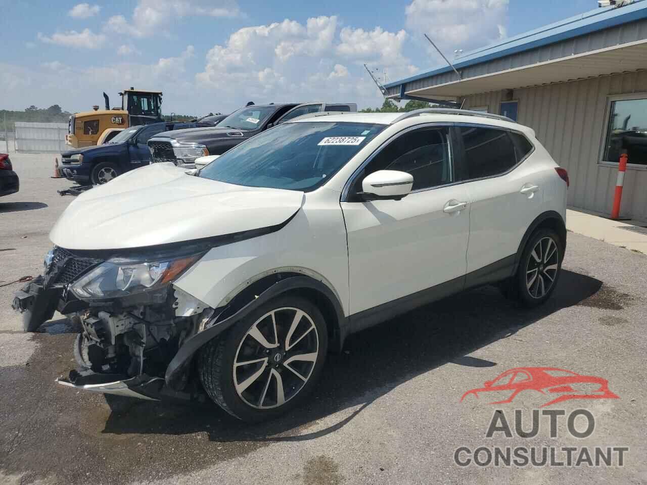 NISSAN ROGUE 2017 - JN1BJ1CR6HW120533