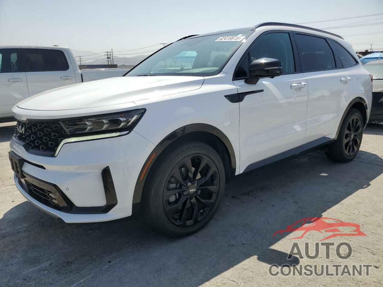 KIA SORENTO 2022 - 5XYRK4LF2NG092139