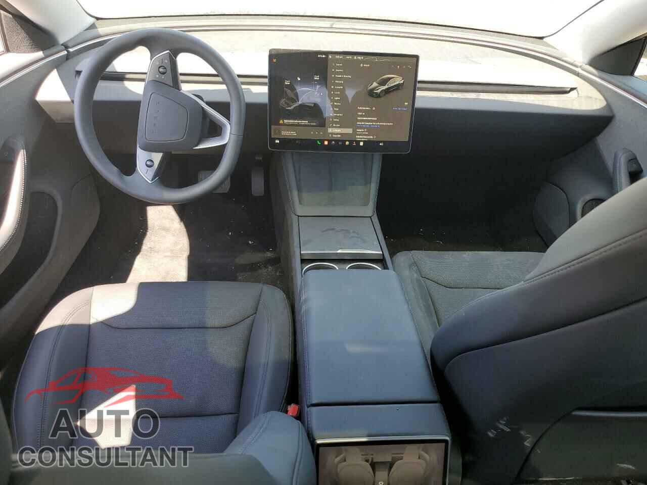 TESLA MODEL 3 2024 - 5YJ3E1EA7RF747583