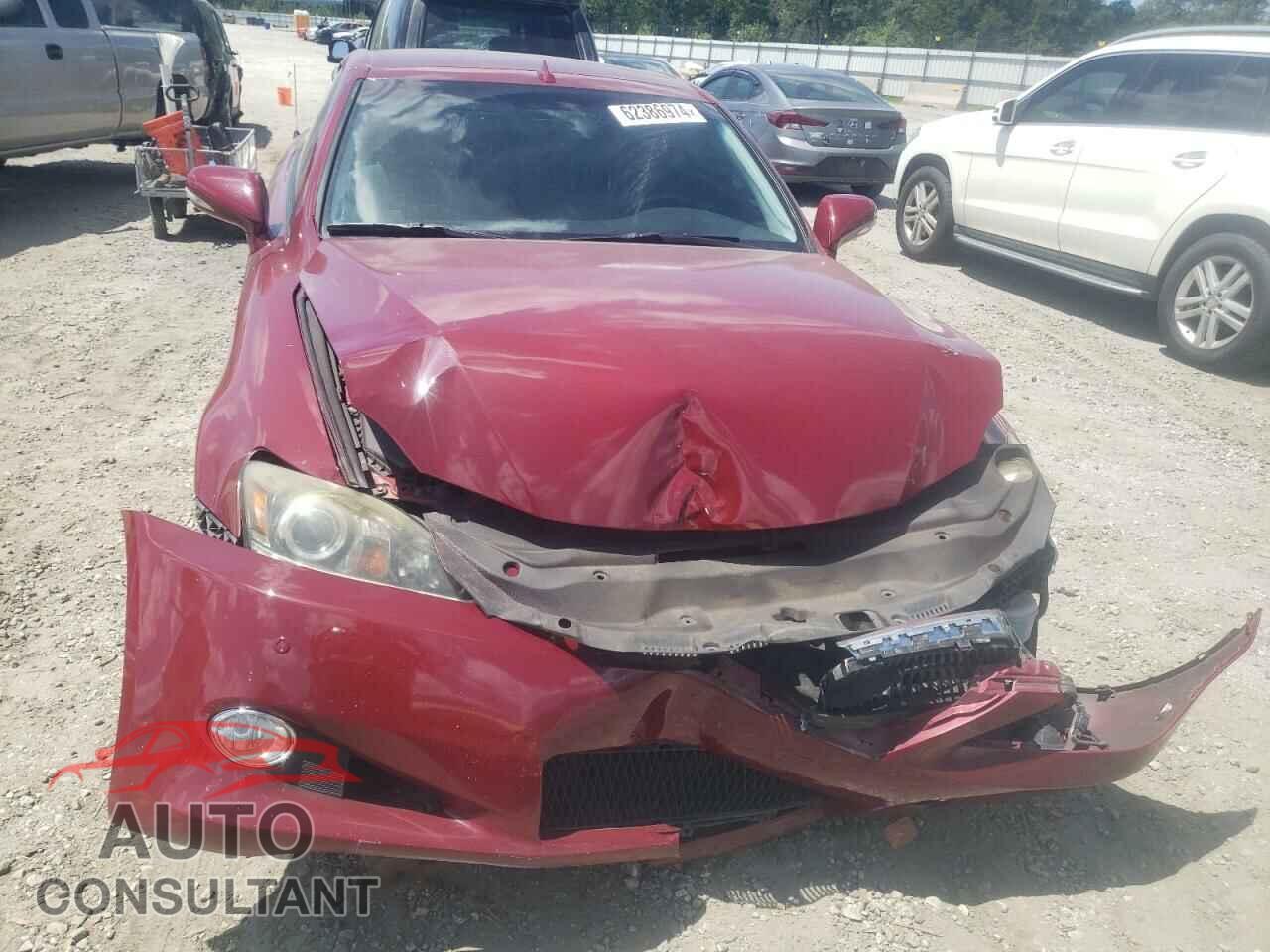 LEXUS IS 2011 - JTHFF2C25B2518970