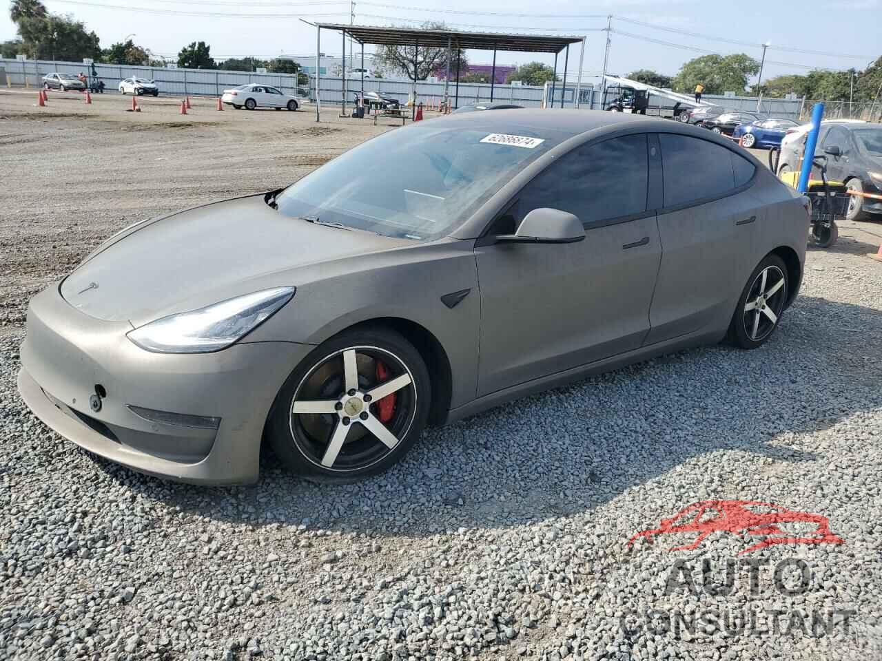 TESLA MODEL 3 2018 - 5YJ3E1EB7JF184399