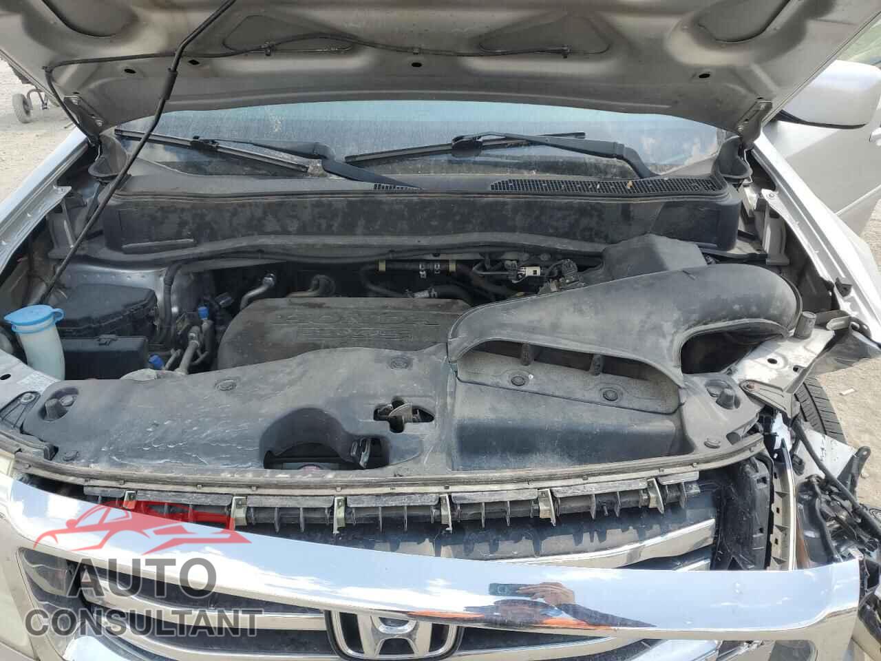 HONDA PILOT 2013 - 5FNYF4H69DB040103
