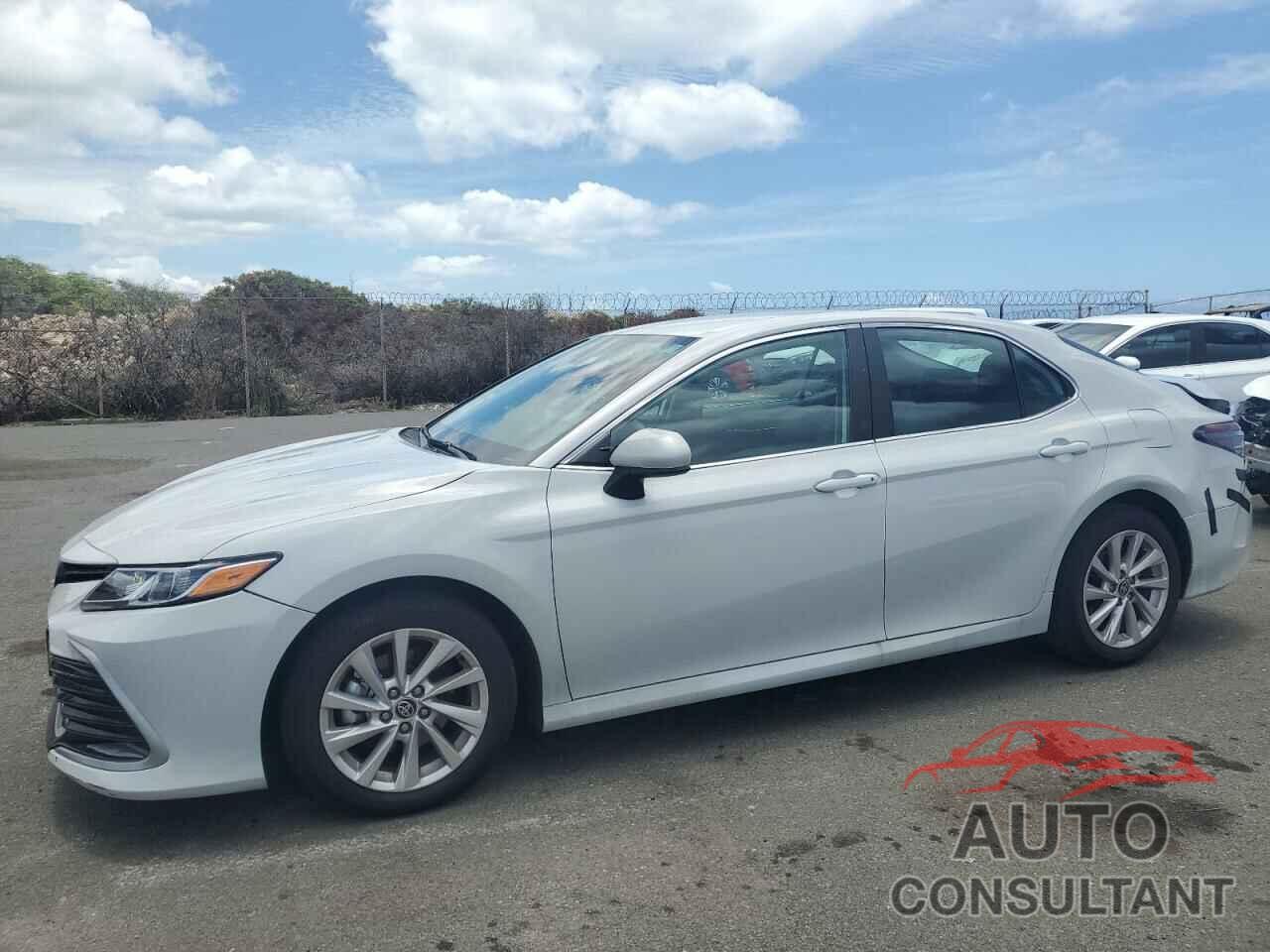 TOYOTA CAMRY 2024 - 4T1C11AK4RU241092