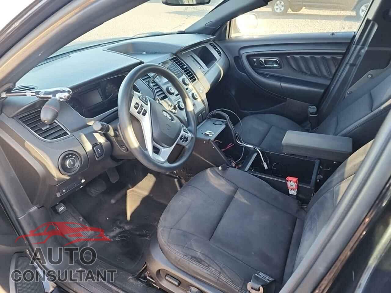 FORD TAURUS 2018 - 1FAHP2MK3JG112571
