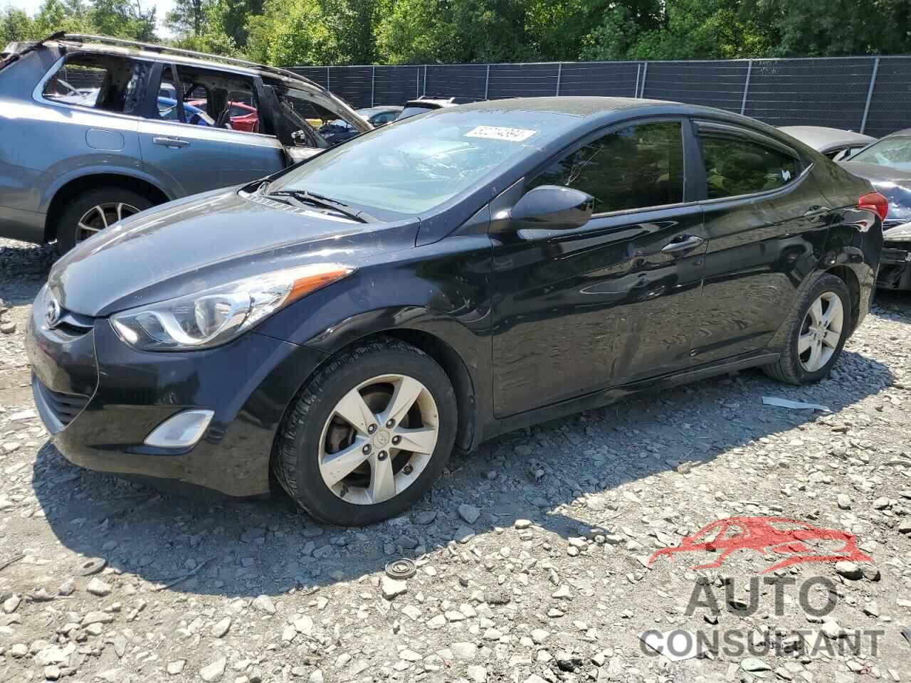 HYUNDAI ELANTRA 2013 - 5NPDH4AE0DH161081