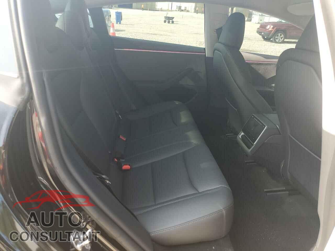 TESLA MODEL 3 2024 - 5YJ3E1EA1RF763553
