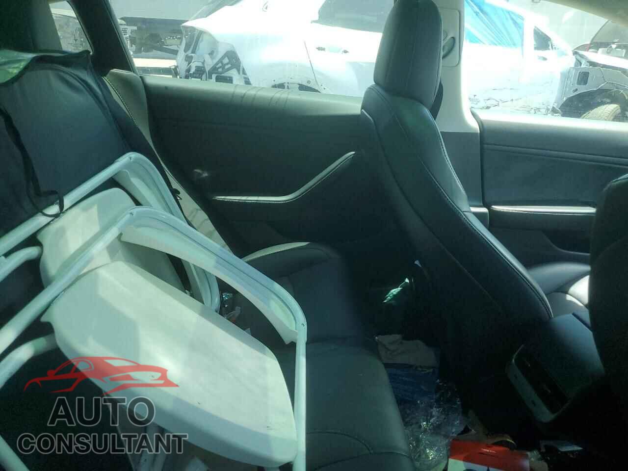TESLA MODEL 3 2018 - 5YJ3E1EA6JF036817