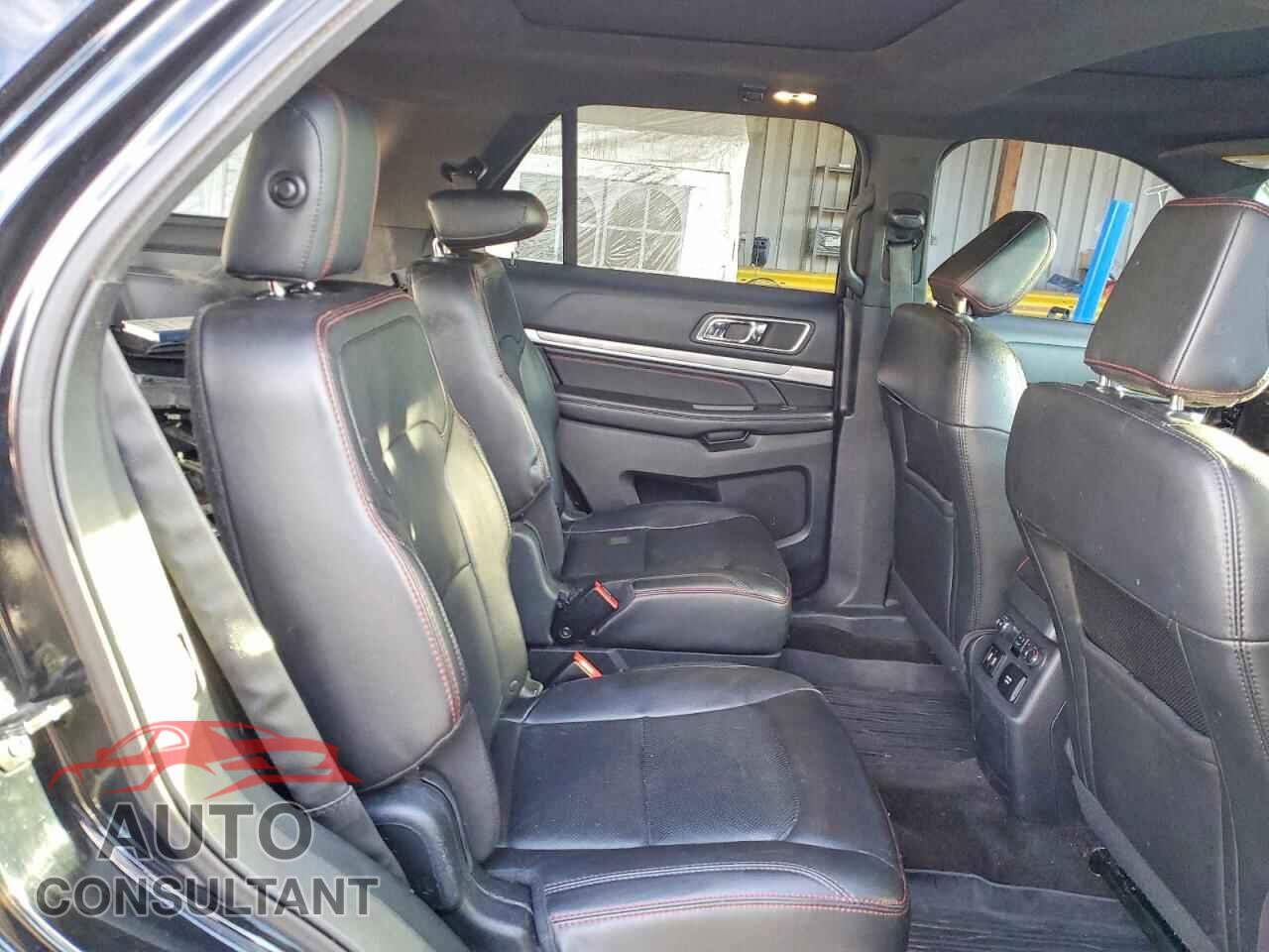 FORD EXPLORER 2018 - 1FM5K8GT8JGB17392