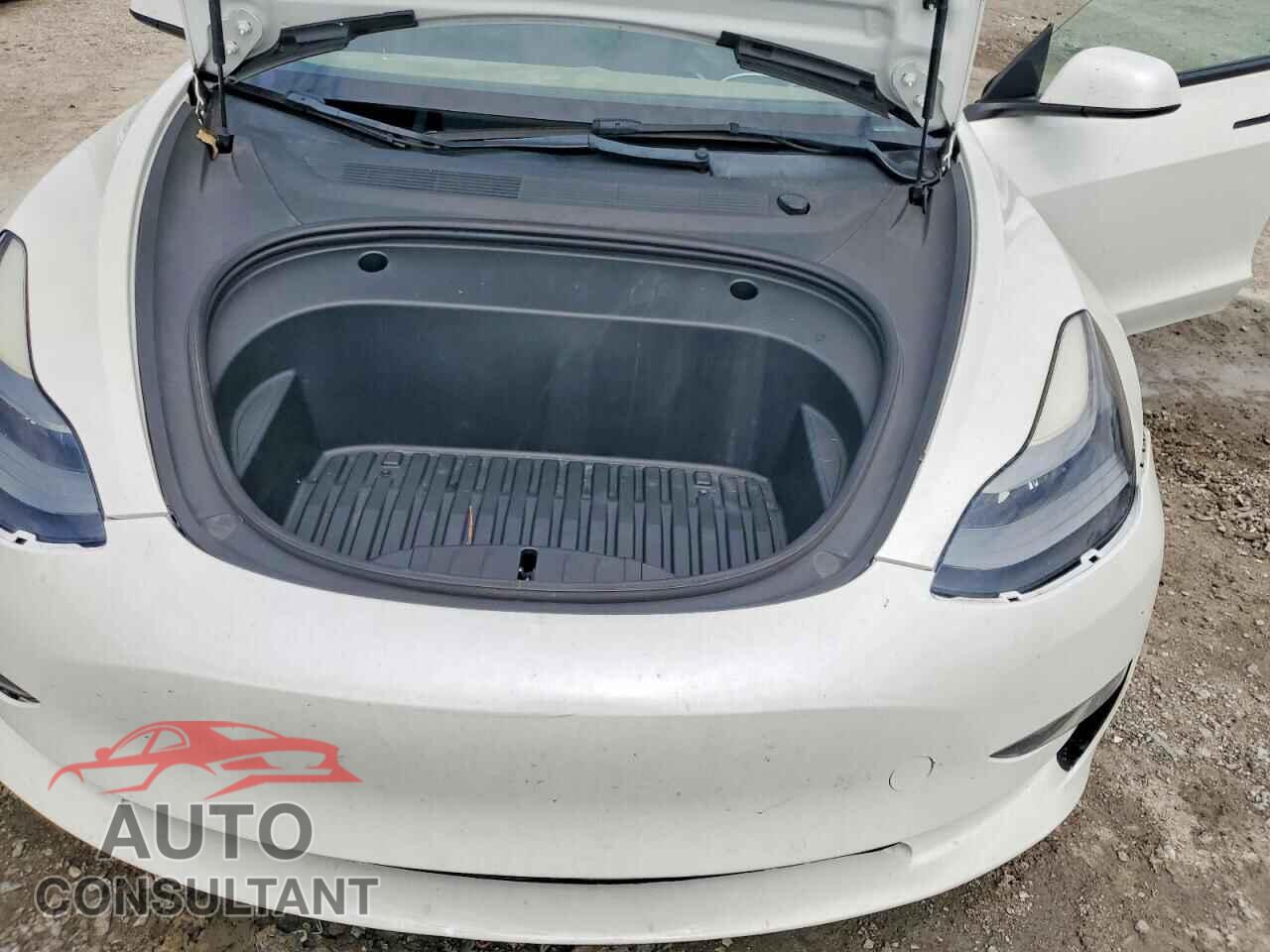 TESLA MODEL 3 2021 - 5YJ3E1EA2MF086893