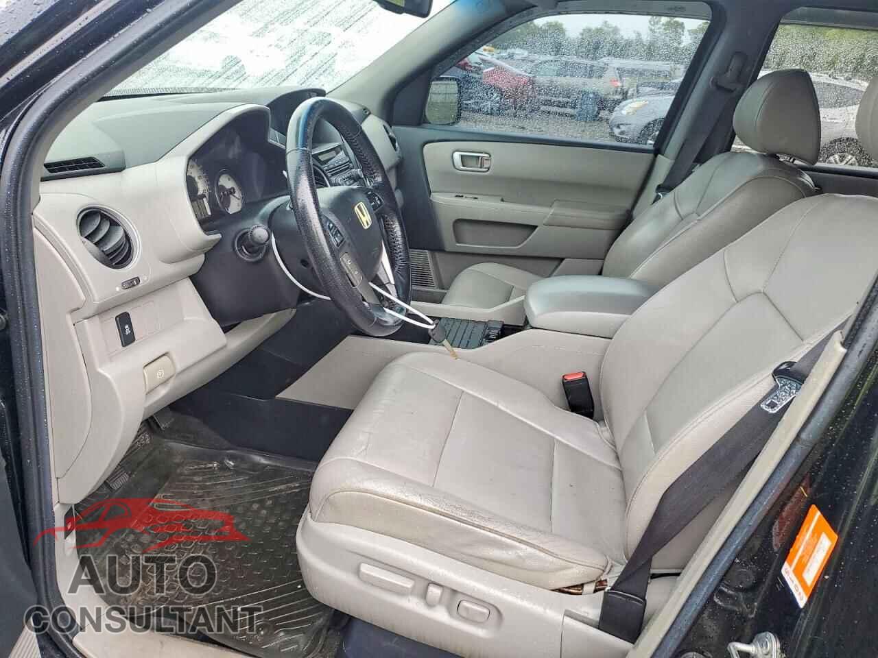 HONDA PILOT 2012 - 5FNYF4H66CB046424