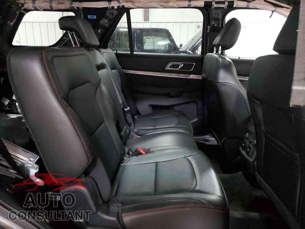 FORD EXPLORER 2018 - 1FM5K8GT7JGB37911