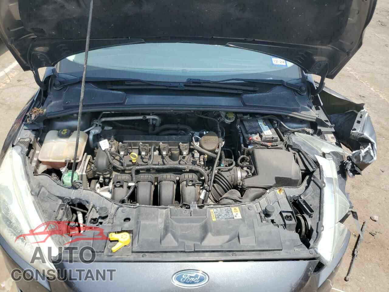 FORD FOCUS 2015 - 1FADP3F29FL240247
