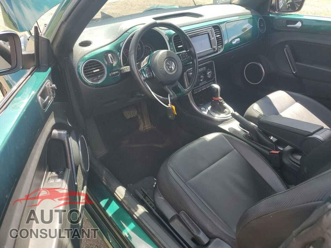 VOLKSWAGEN BEETLE 2017 - 3VW517AT3HM809860