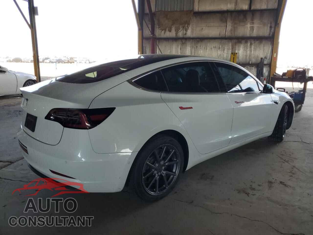 TESLA MODEL 3 2019 - 5YJ3E1EAXKF485600