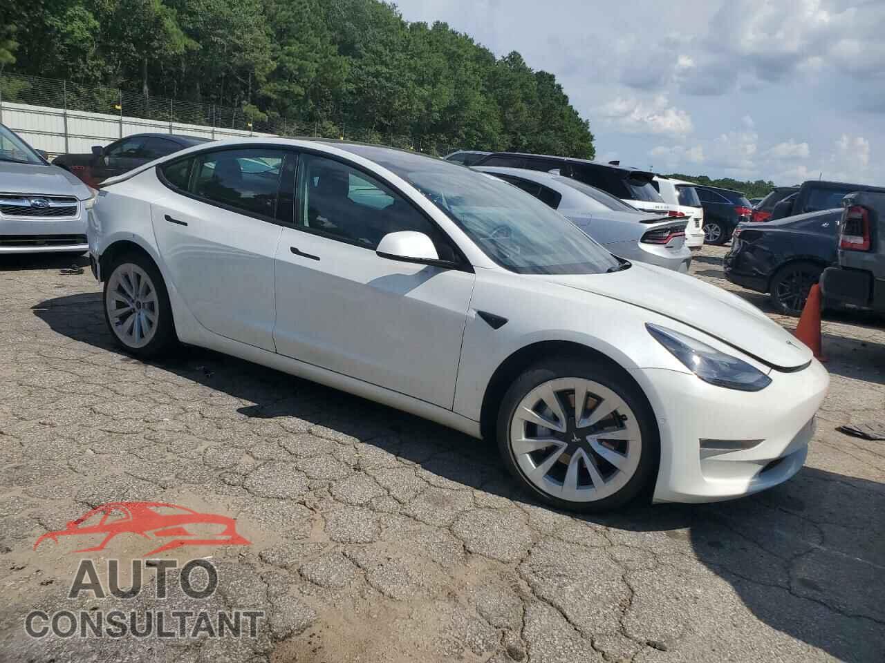TESLA MODEL 3 2022 - 5YJ3E1EA6NF288685