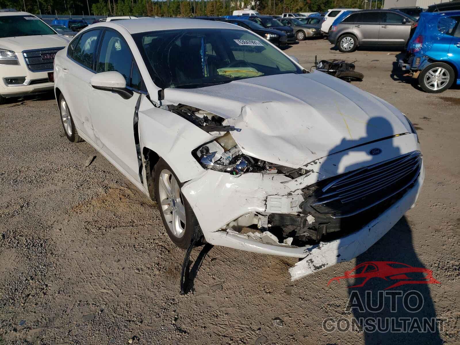 FORD FUSION 2018 - 3FA6P0LU3JR137221