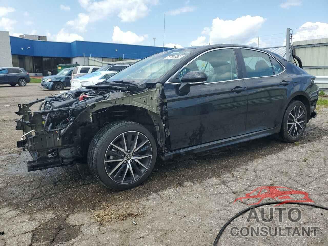 TOYOTA CAMRY 2022 - 4T1G11AK6NU661626