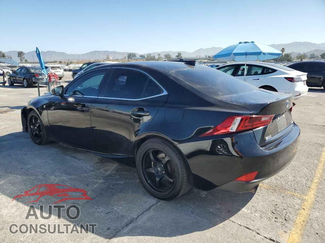 LEXUS IS 2015 - JTHBF1D23F5052547