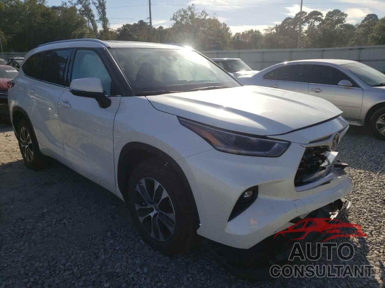 TOYOTA HIGHLANDER 2021 - 5TDGZRAH1MS532728