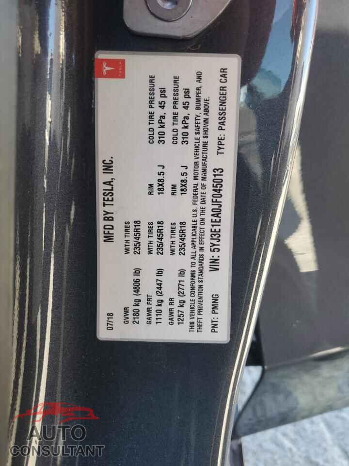 TESLA MODEL 3 2018 - 5YJ3E1EA0JF045013