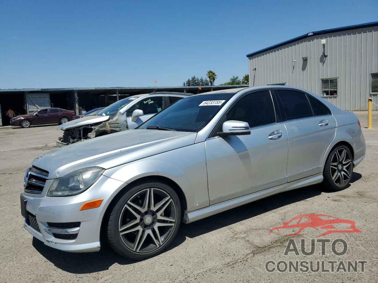MERCEDES-BENZ C-CLASS 2014 - WDDGF4HB2EG221050