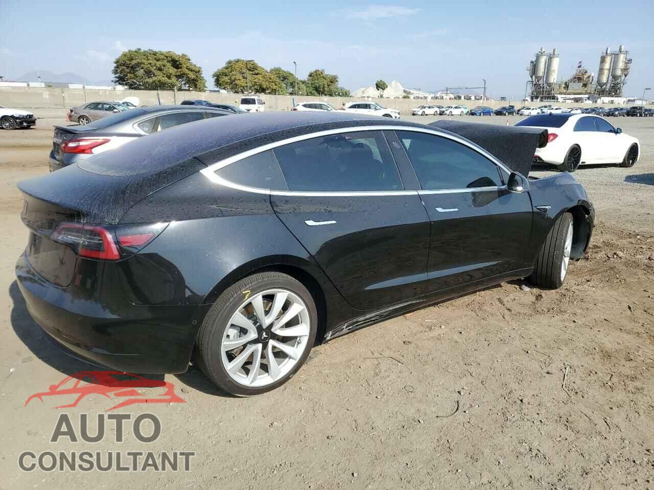 TESLA MODEL 3 2018 - 5YJ3E1EAXJF007661