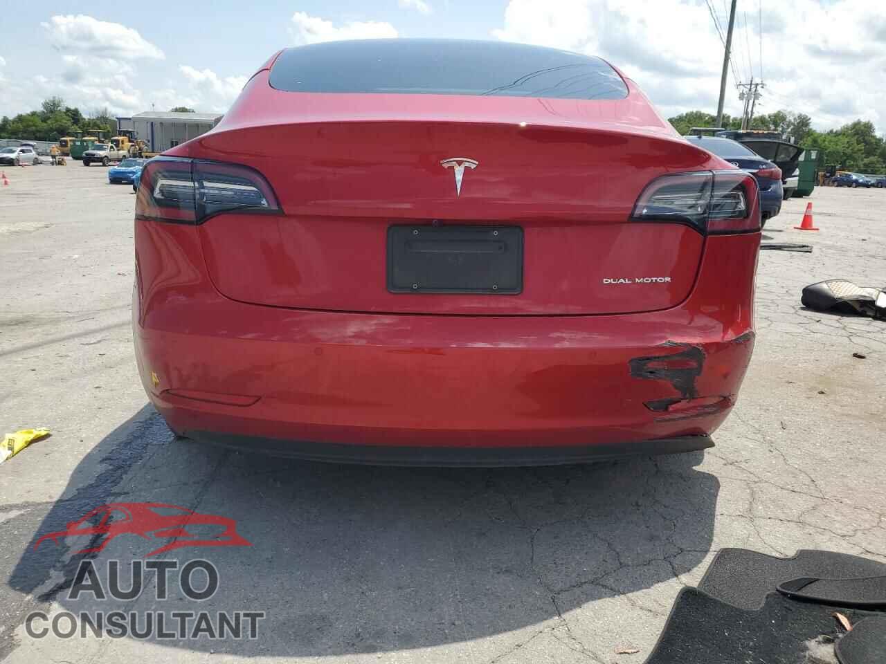 TESLA MODEL 3 2022 - 5YJ3E1EB5NF267660