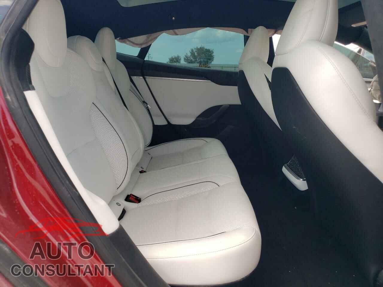 TESLA MODEL S 2023 - 5YJSA1E64PF513062