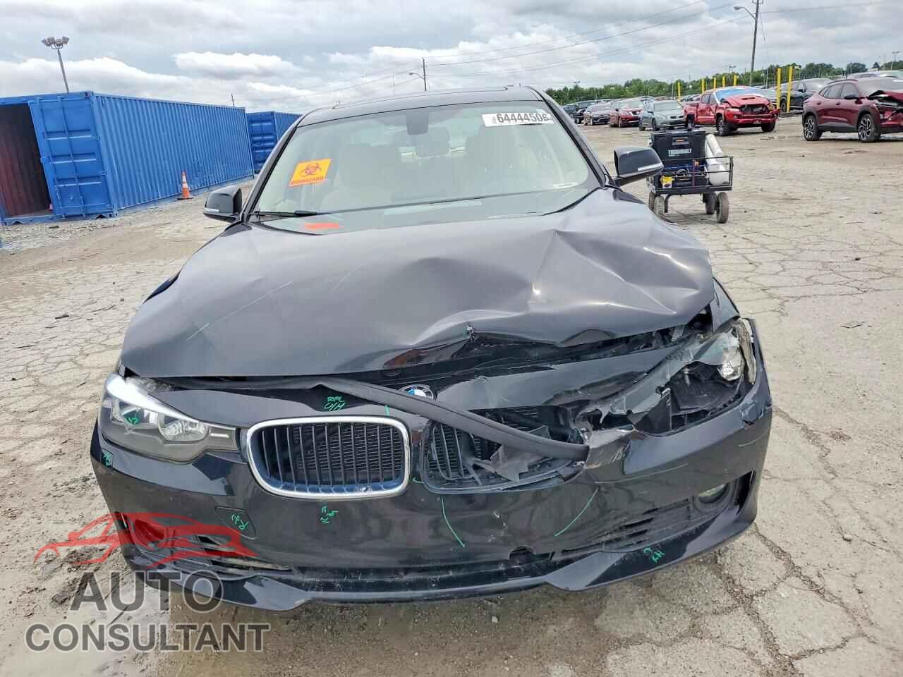 BMW 3 SERIES 2013 - WBA3B3G52DNR80153