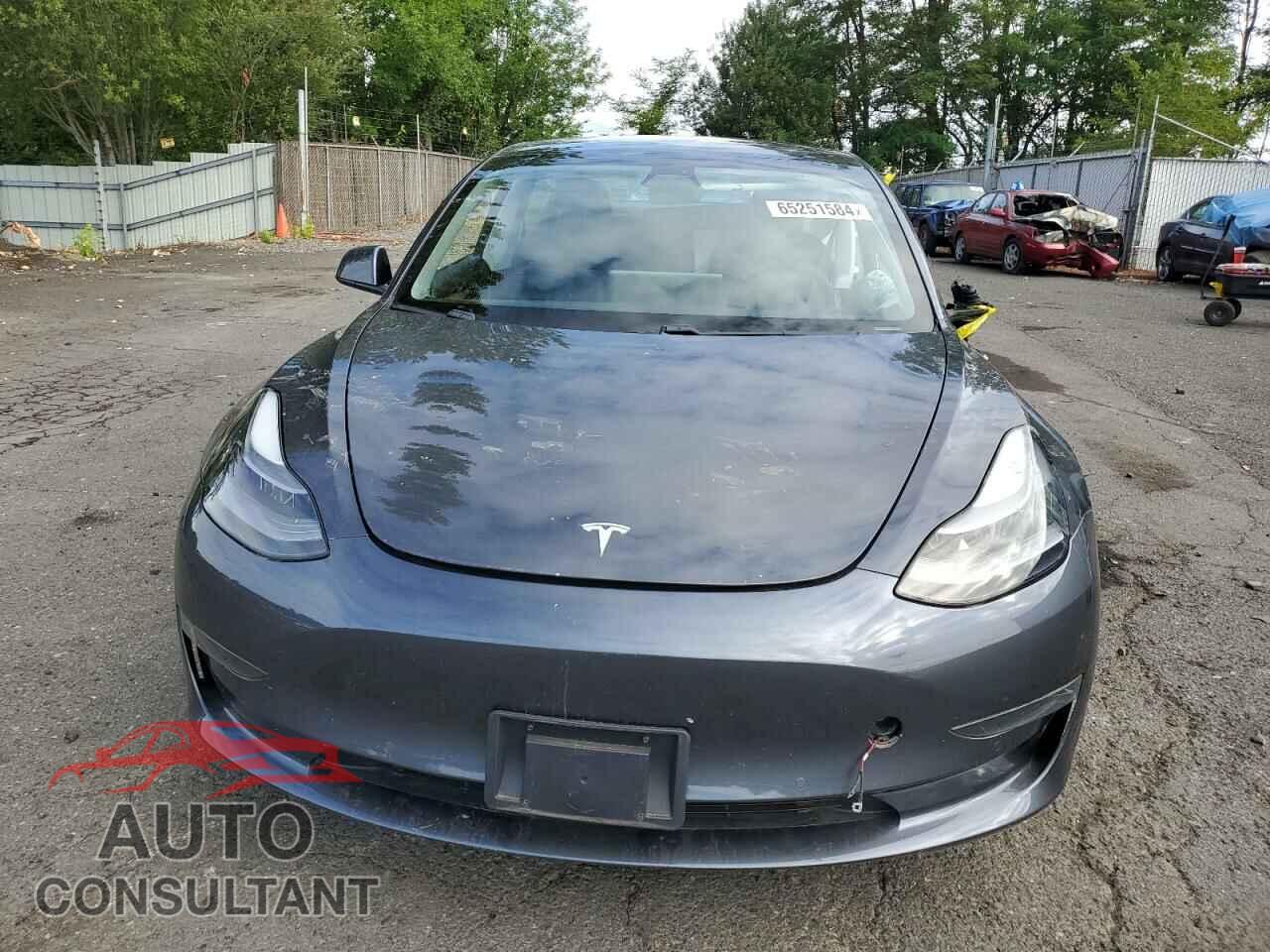 TESLA MODEL 3 2021 - 5YJ3E1EA9MF992457