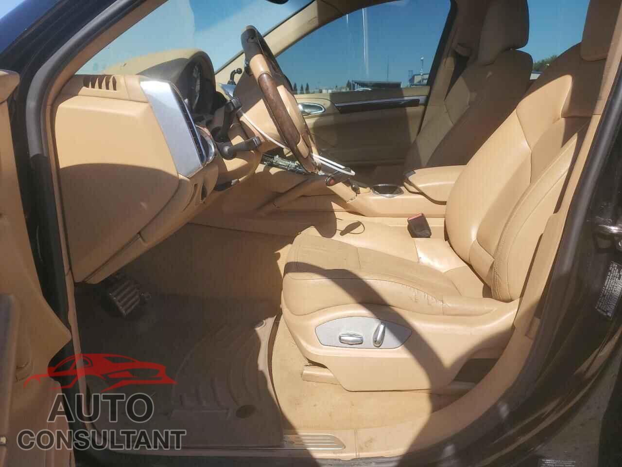 PORSCHE CAYENNE 2011 - WP1AB2A2XBLA53699