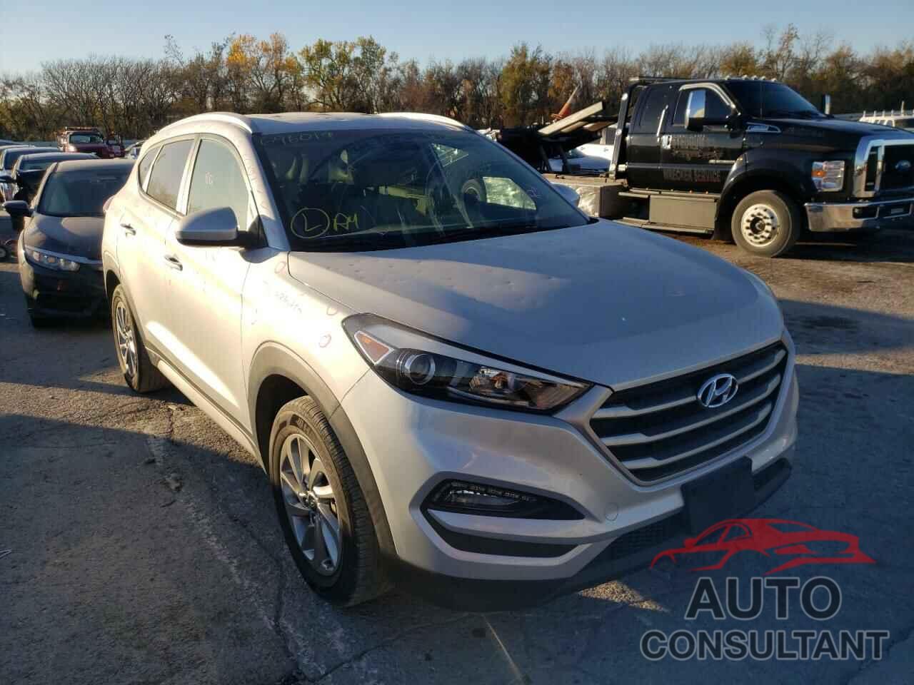 HYUNDAI TUCSON 2018 - KM8J33A47JU696019