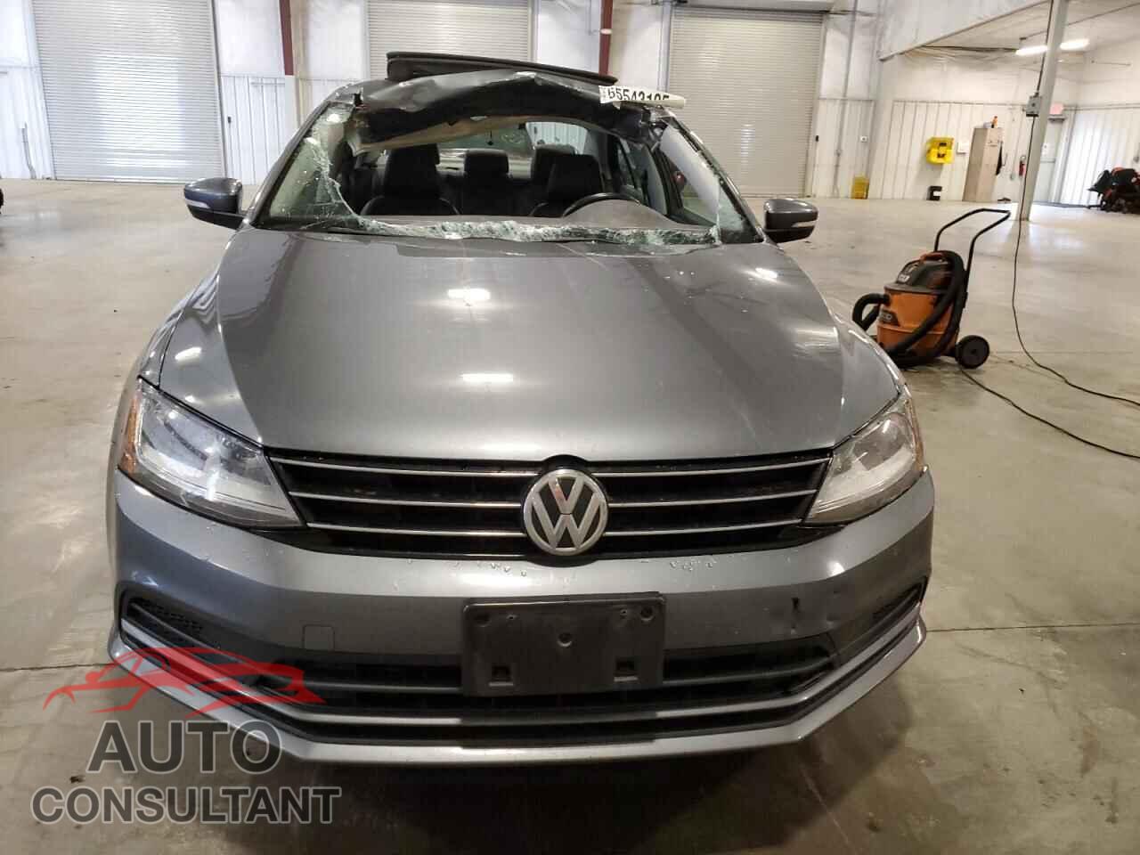 VOLKSWAGEN JETTA 2017 - 3VWDB7AJ8HM385437