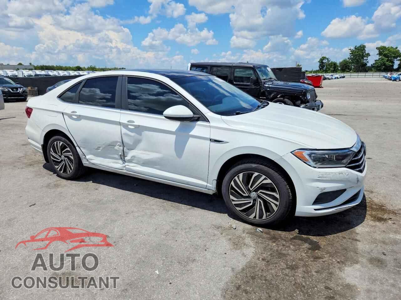 VOLKSWAGEN JETTA 2020 - 3VWEB7BU6LM030059