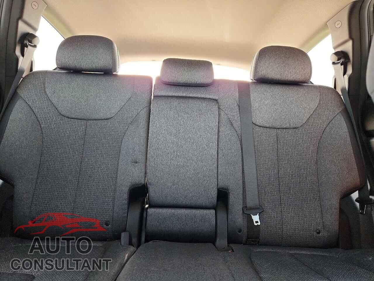 HYUNDAI SANTA FE 2023 - 5NMS14AJ2PH636904